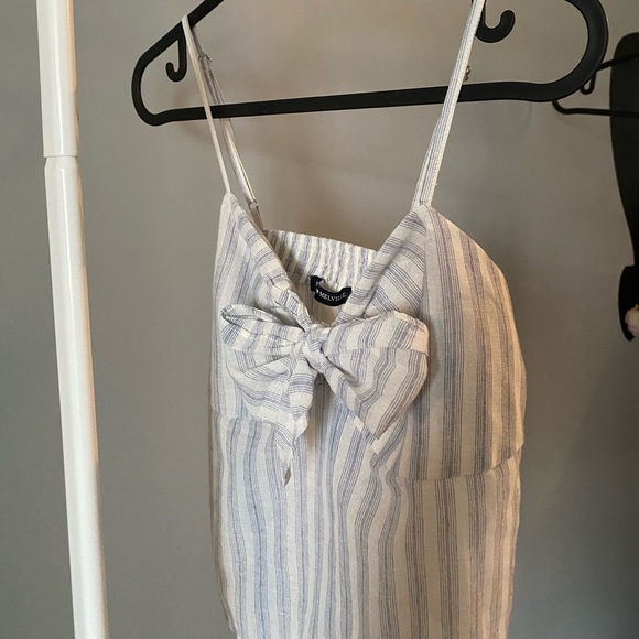 BRANDY MELVILLE: Cropped Tank!! - Picture 2 of 3